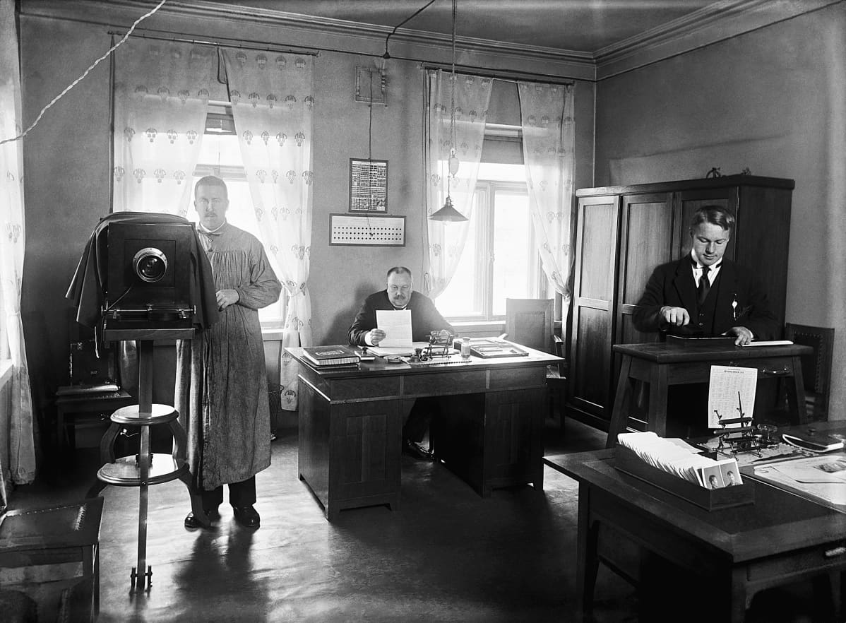 Helsingin poliisilaitoksen antropometrinen toimisto.