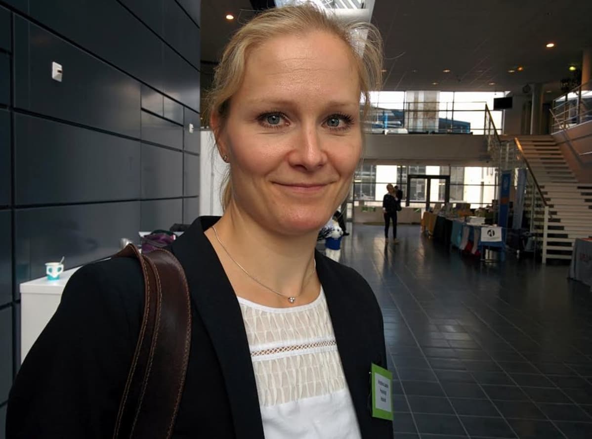Psykologi Kristiina Laakso, Kuulohuoltoliiton tytäryhtiöstä Kuulo-Auris Oy