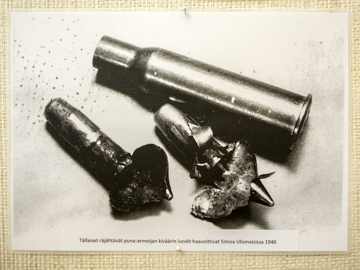 Kollaa- ja Simo Häyhä -museo. Kuvassa samanlaisia luoteja, jotka vahingoittivat vakavasti Simo Häyhän kasvoja.