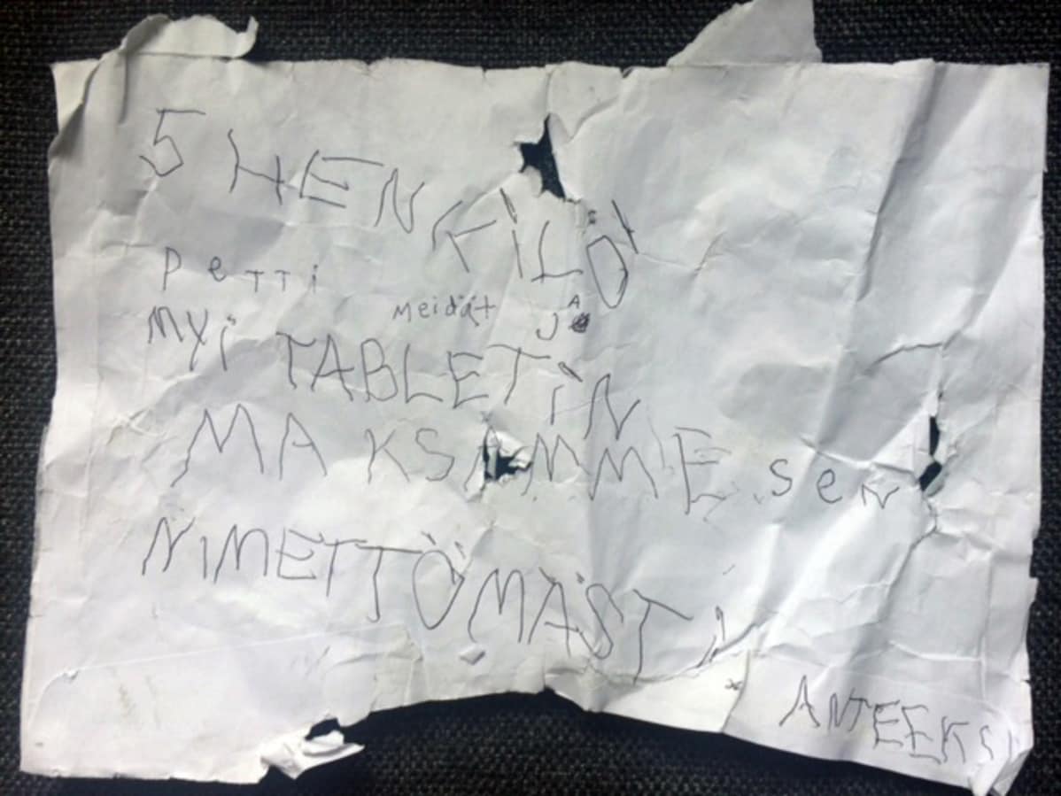 Anteeksipyyntö paperilapulla