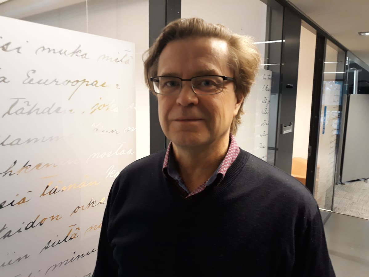 Kielipolitiikan erityisasiantuntija Matti Räsänen