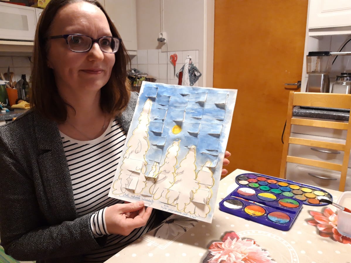 Taru Kivineva on tehnyt miehelleen joulukalenterin joka joulu heidän yhteisen taipaleensa ajan.
