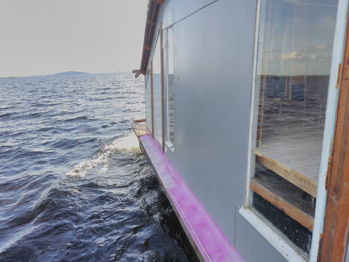 Manta ylitti Päijänteen ongelmitta.