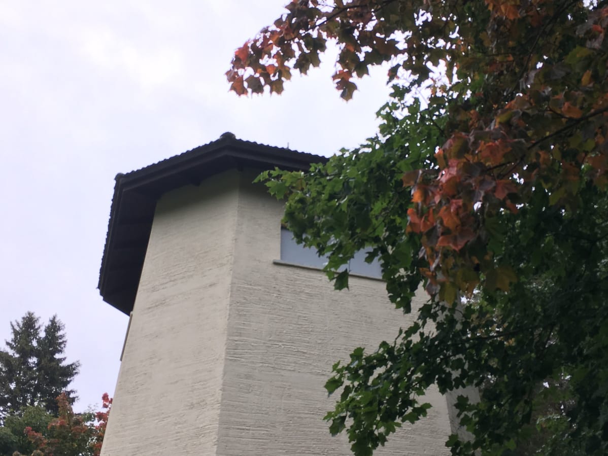Alvar Aallon suunnittelema muuntajarakennus Aaltopuistossa Vaasassa.