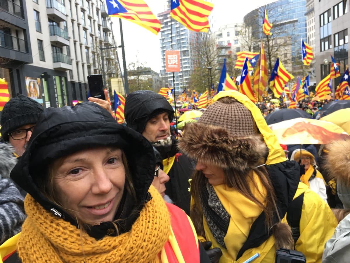 Mercedes tuli Barcelonasta kolmen ystävänsä kanssa mielenosoitukseen Brysseliin.