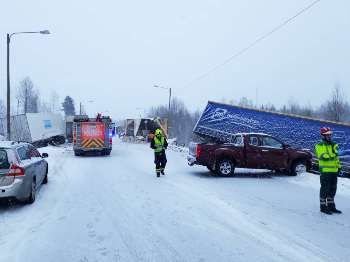 Hyvinkäällä on tapahtunut liikenneonnettomuus tiellä 25.