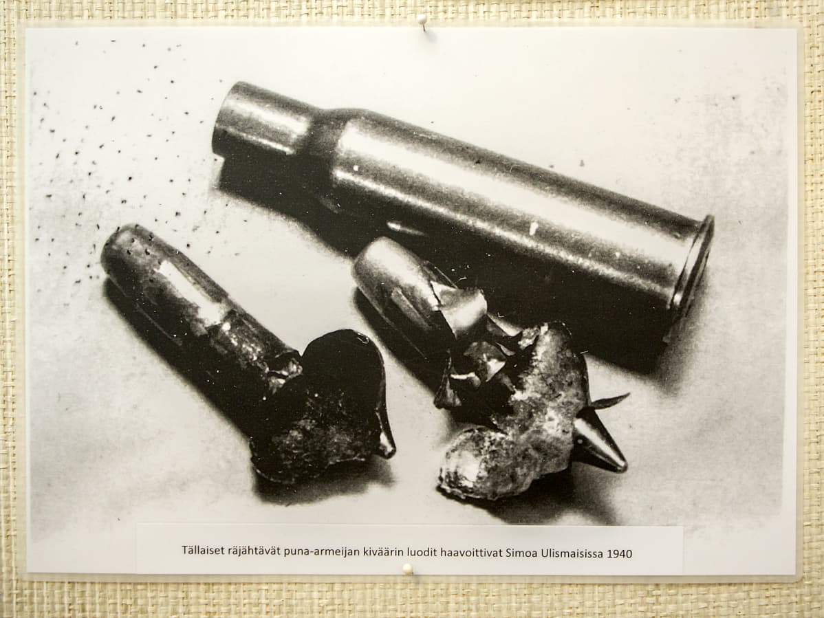 Kollaa- ja Simo Häyhä -museo. Kuvassa samanlaisia luoteja, jotka vahingoittivat vakavasti Simo Häyhän kasvoja.