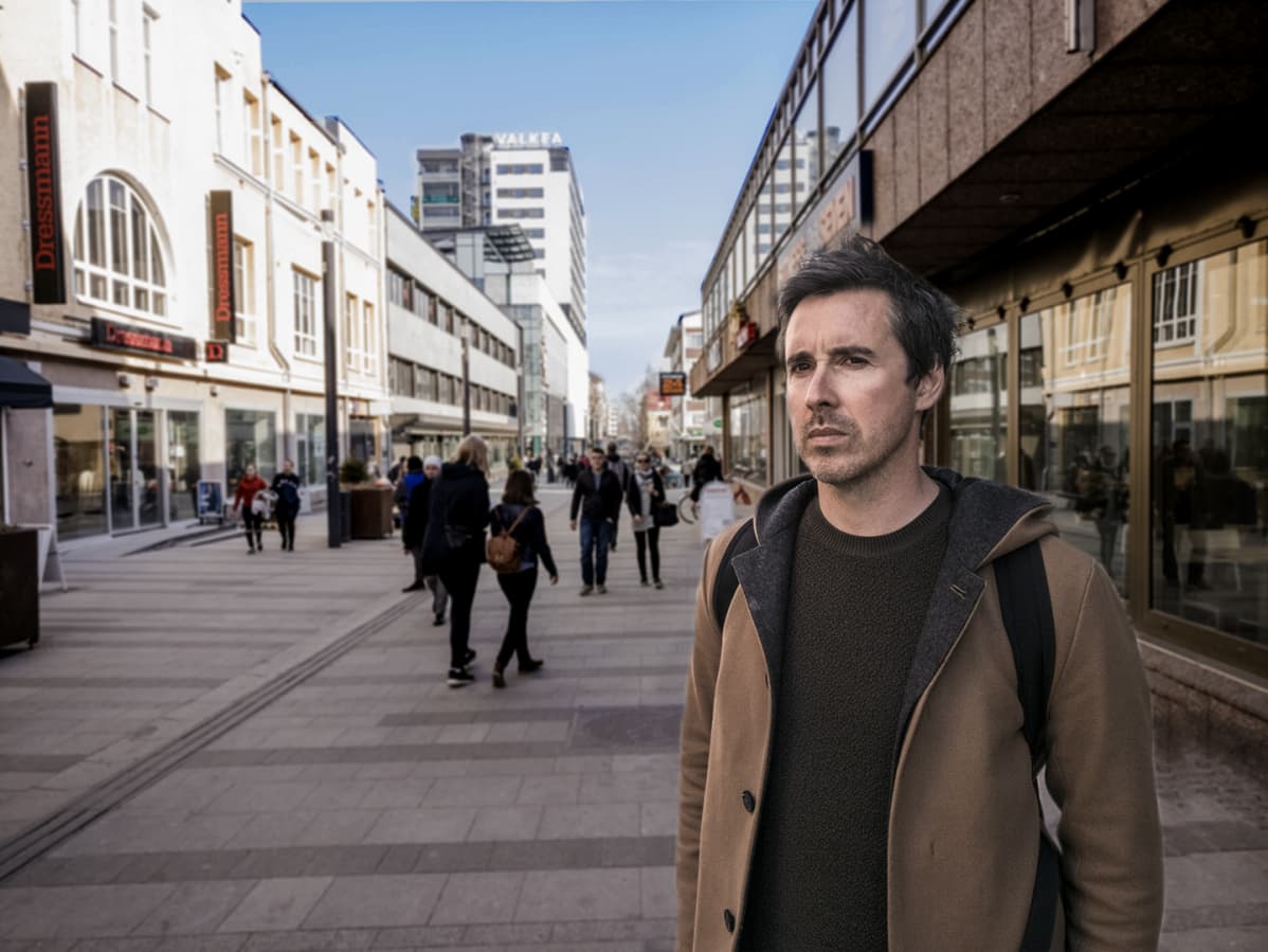 Englantilainen konsultti Tom Fleming tutustuu Oulun Rotuaariin.