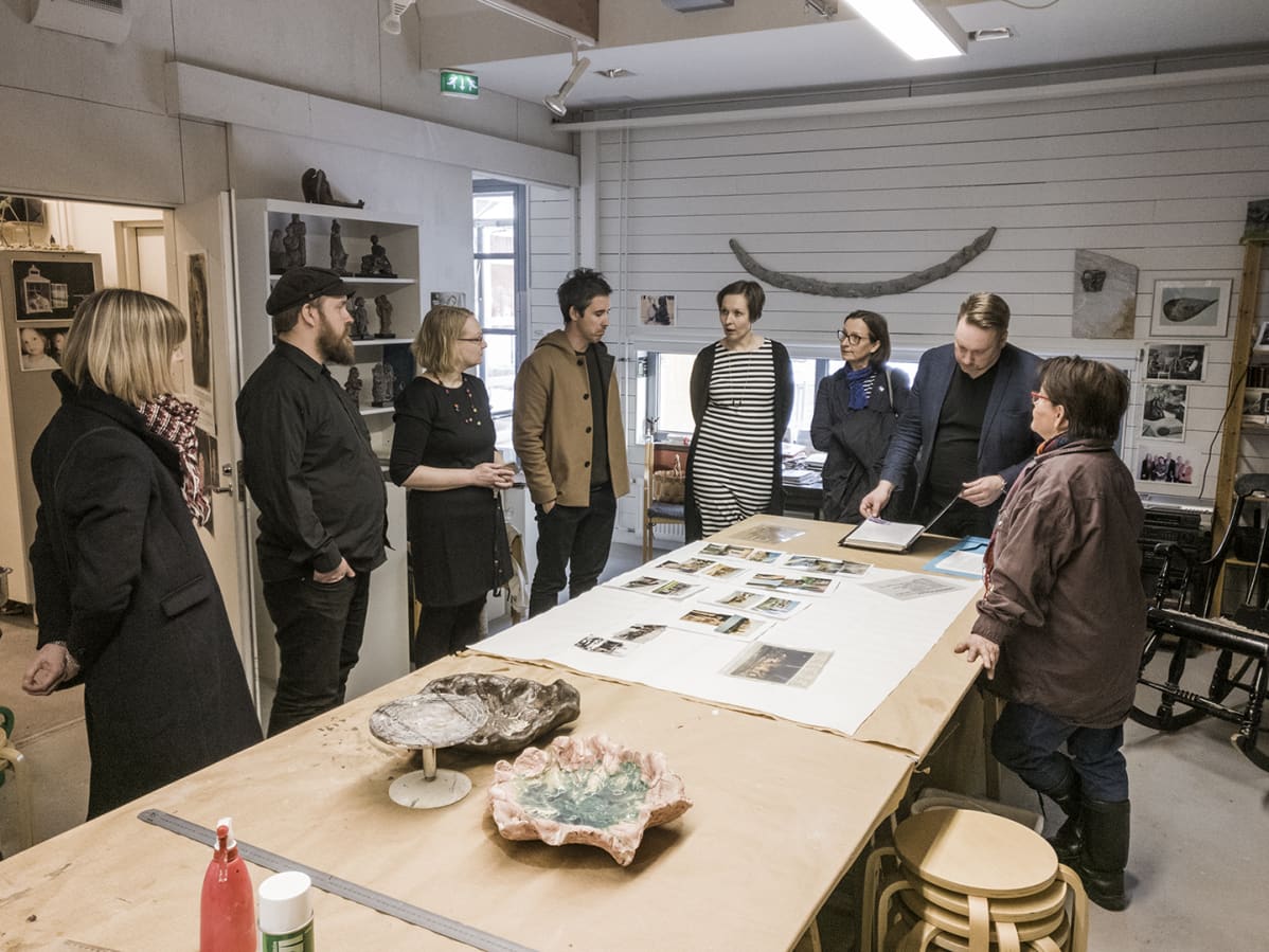 Konsultti Tom Fleming tutustui Oulun-reissullaan myös Iin kulttuuritarjontaan.