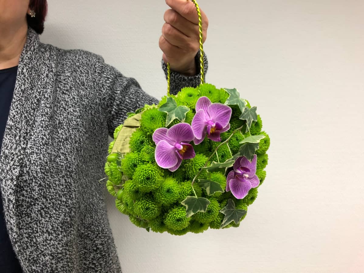 Käsilaukku.