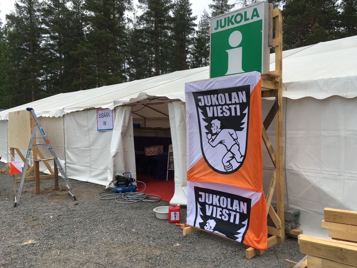 Infoteltta Jukolan viestissä 2018 Hollolan Hälvälässä.