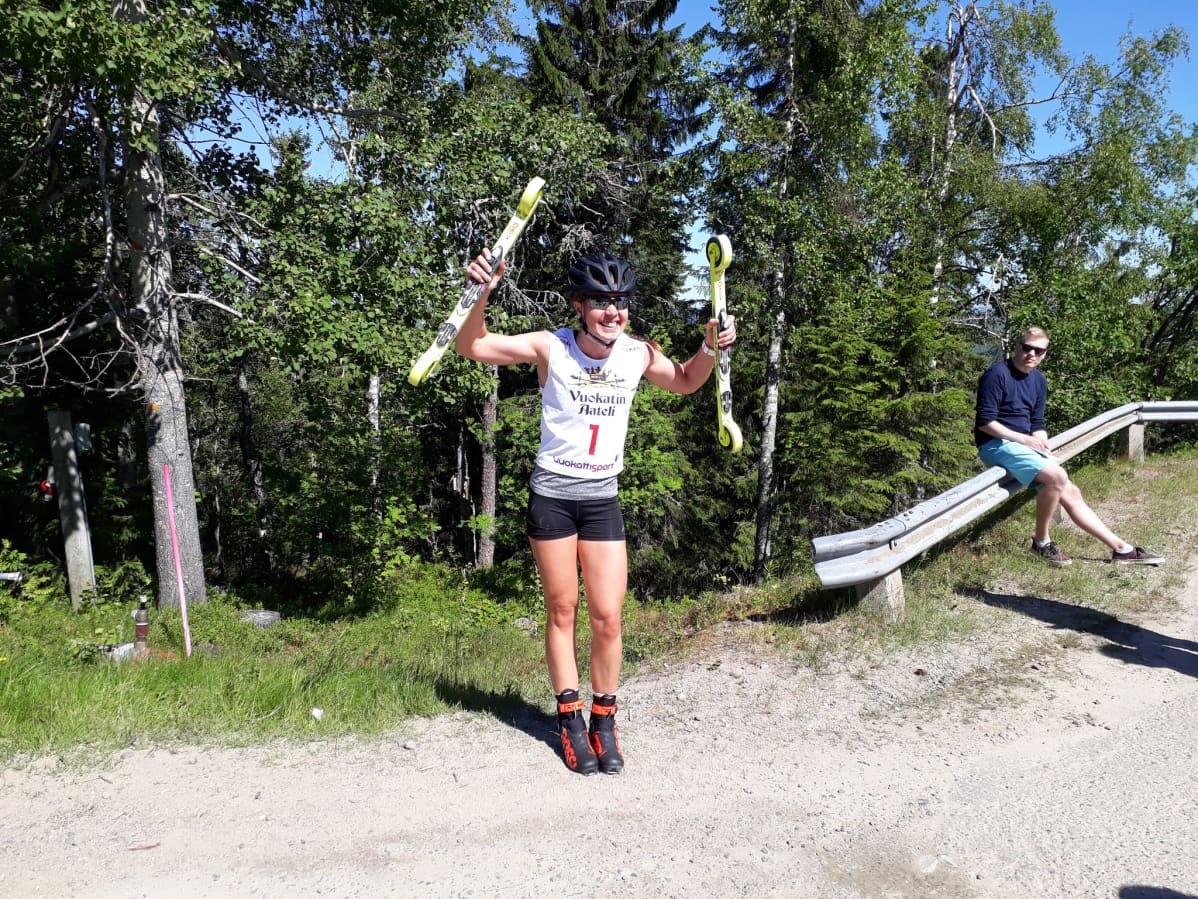 Kerttu Niskanen voitti Aateli Race -kilpailussa.