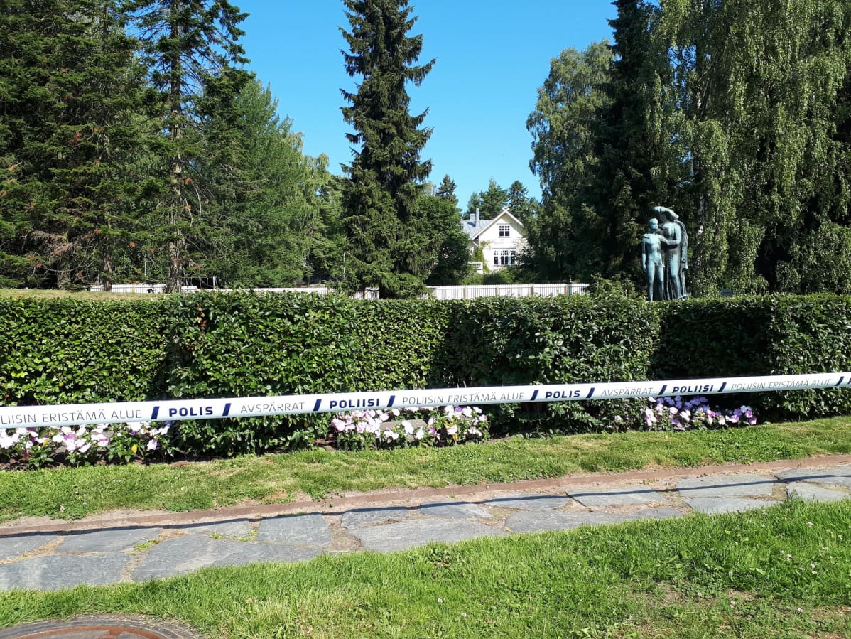 Koko Kajastajatorpan alue oli eristettynä.