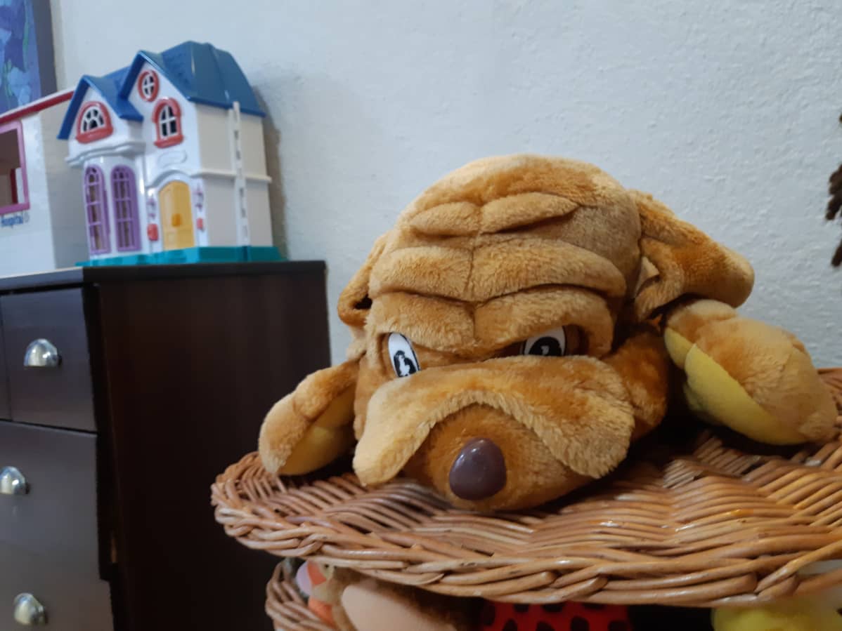 Kuvituskuva turvakodista. Kuvassa pehmolelu.