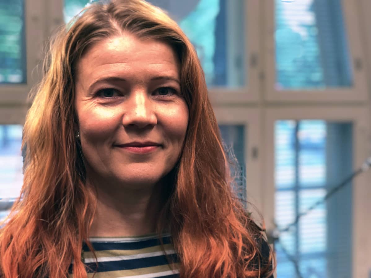 Susanna Söderholm työskentelee työhönvalmentajana Ohjaamo Lahdessa