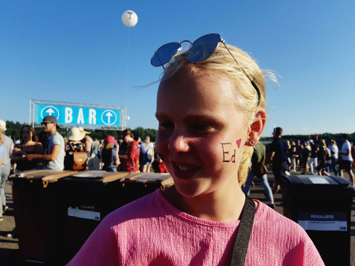 Fani Ed Sheeranin keikalla