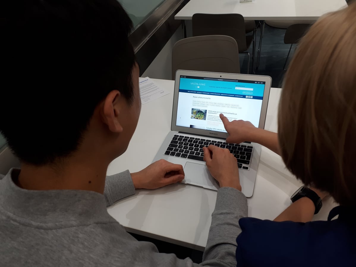 Vastalääke-yhdistyksen nettisivujen tarkastelua
