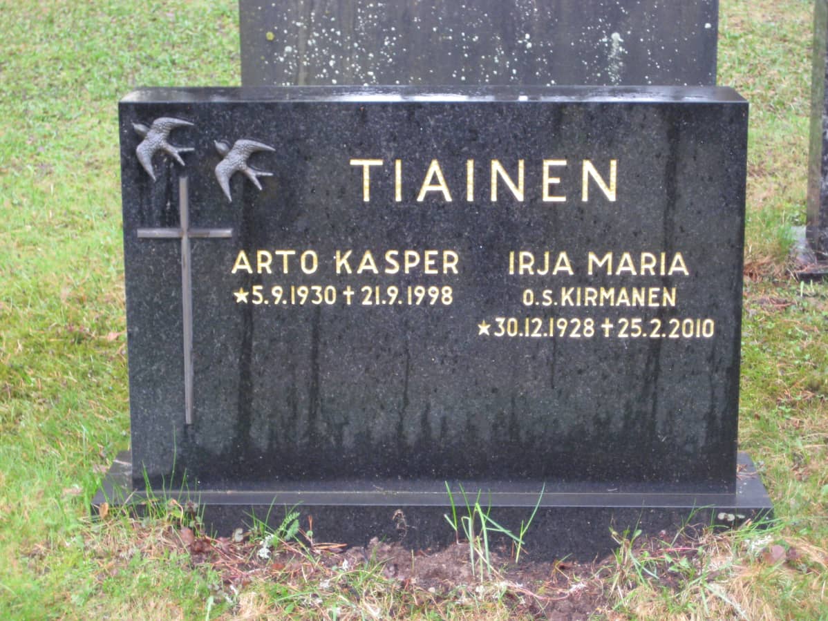 Arto Tiaisen hauta