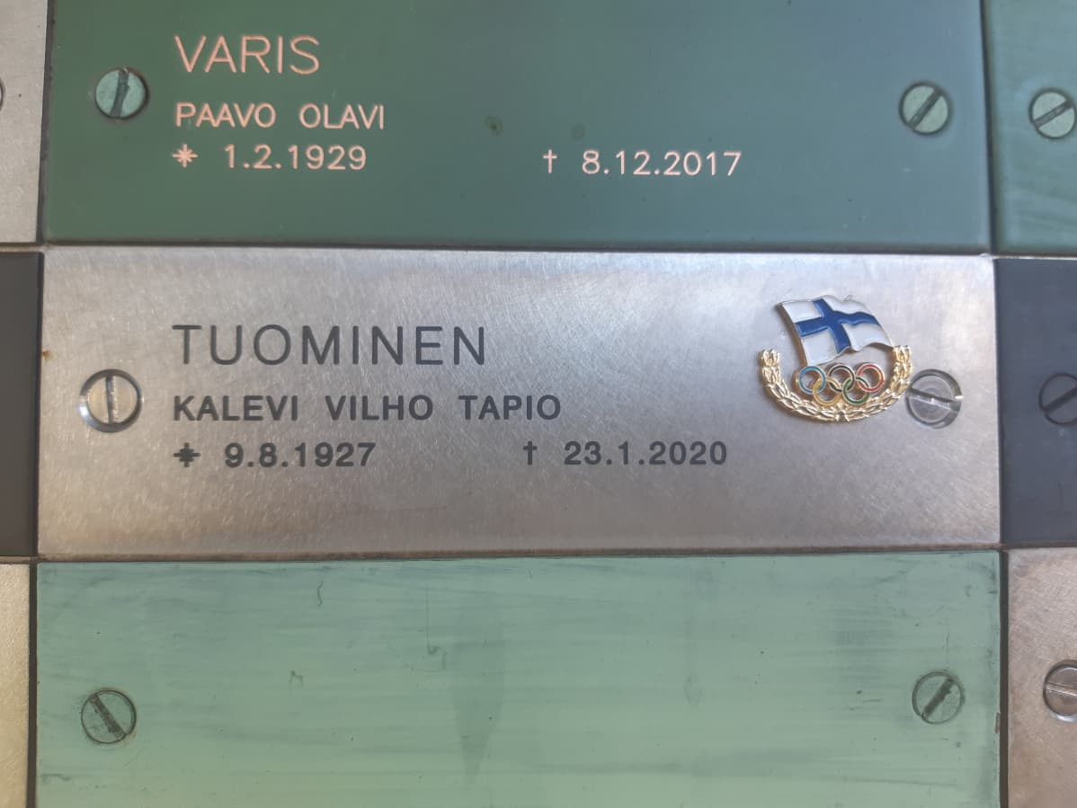 hautakivi