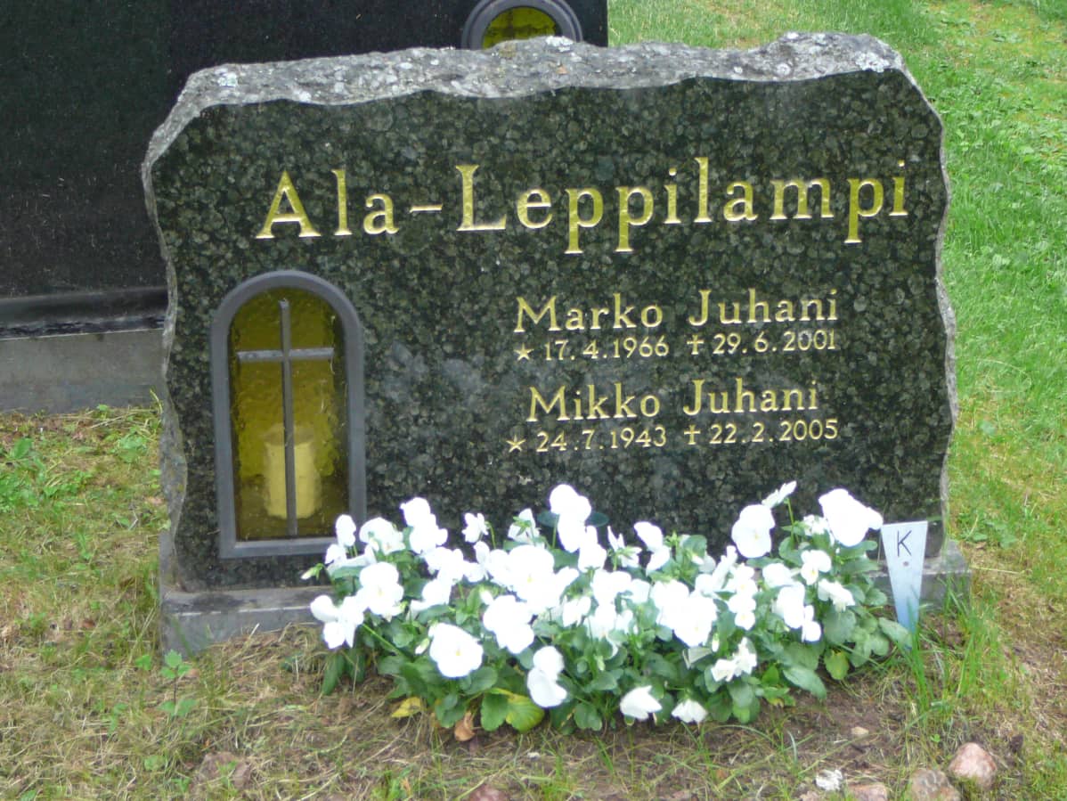 hautakivi
