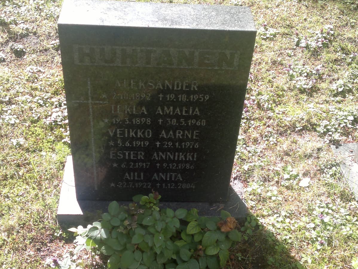 hautakivi