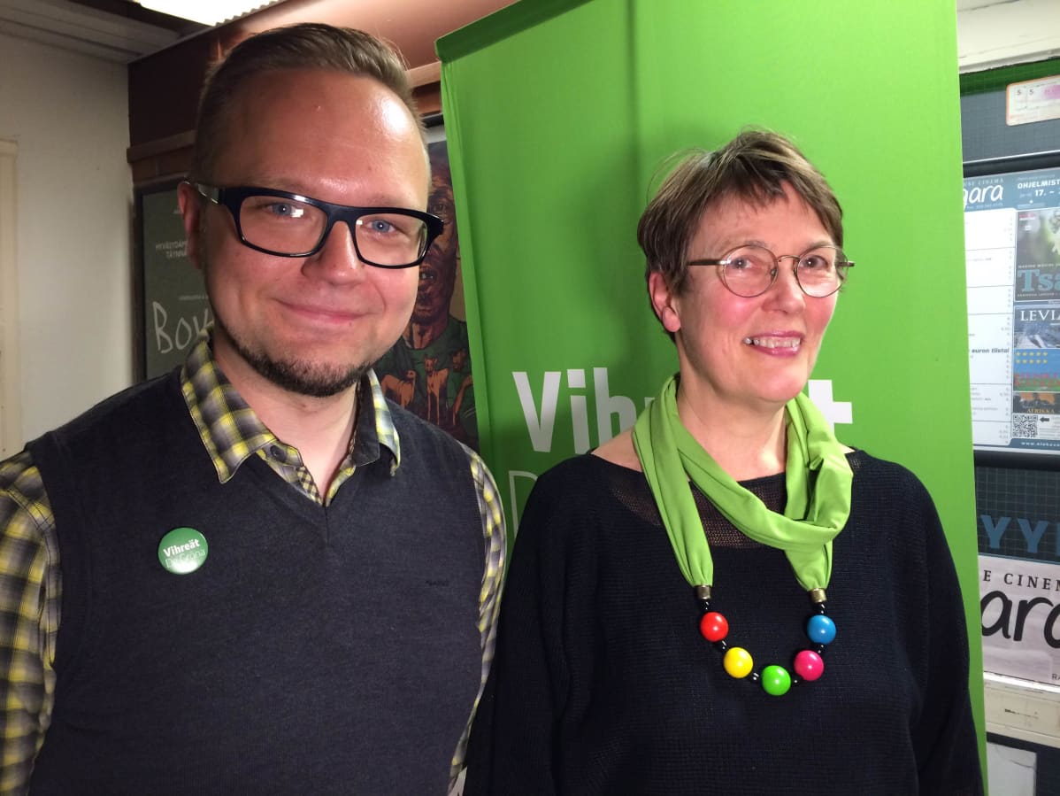 Olli-Poika Parviainen ja Satu Hassi