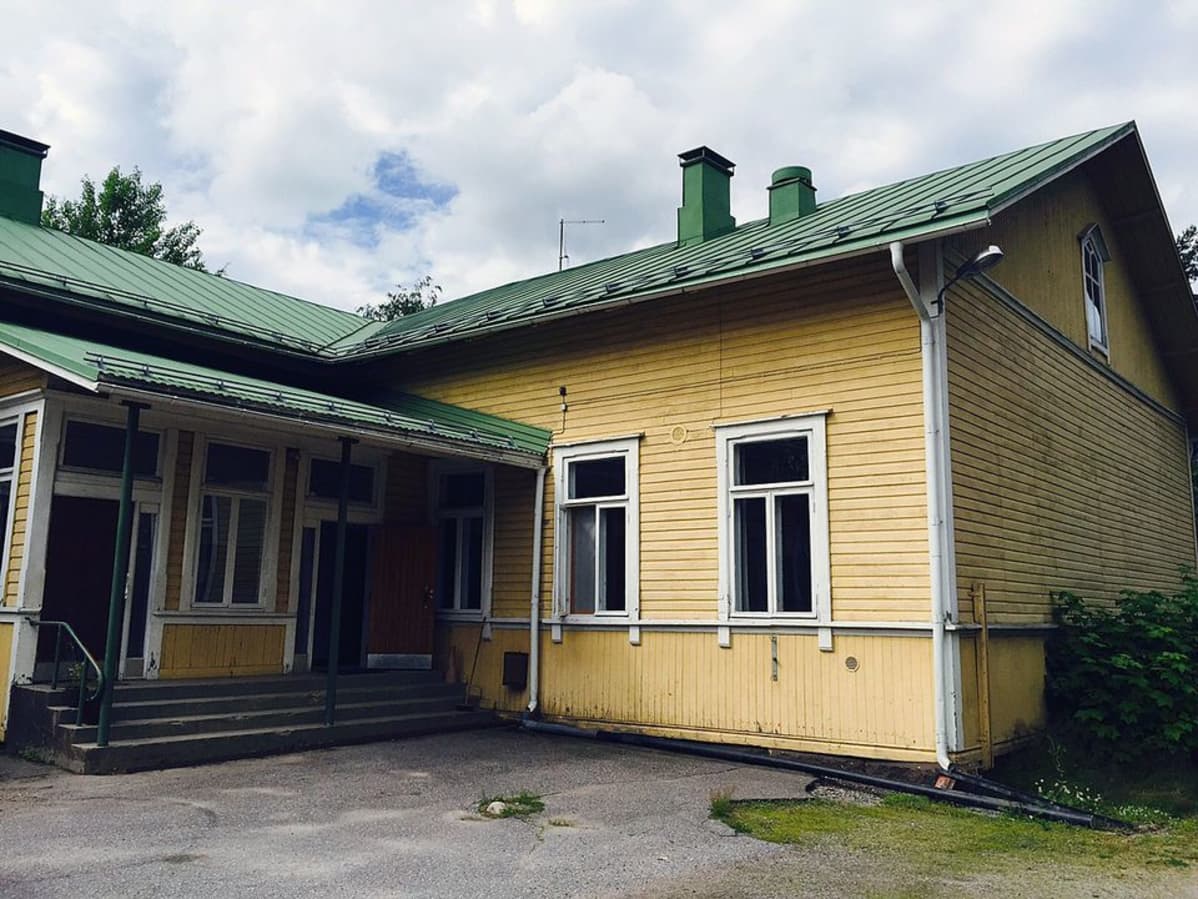 Mallusjoen kyläkoulu.