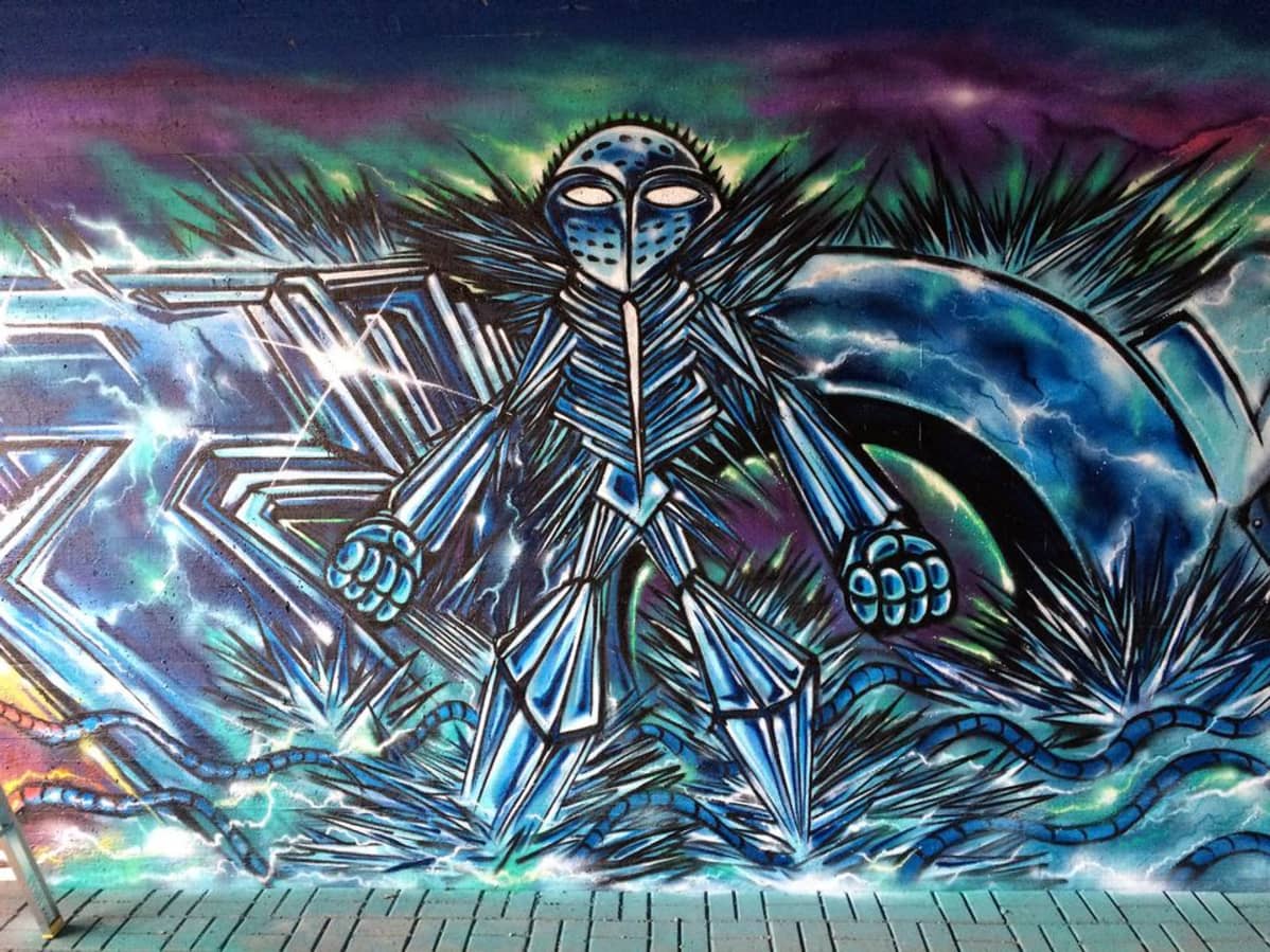Graffiti Hakametsän alikulkutunnelissa Tampereella