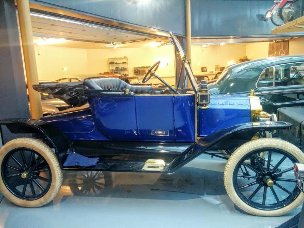 Risto Harvin keräilyauto: T-mallin Ford 1910-luvulta.