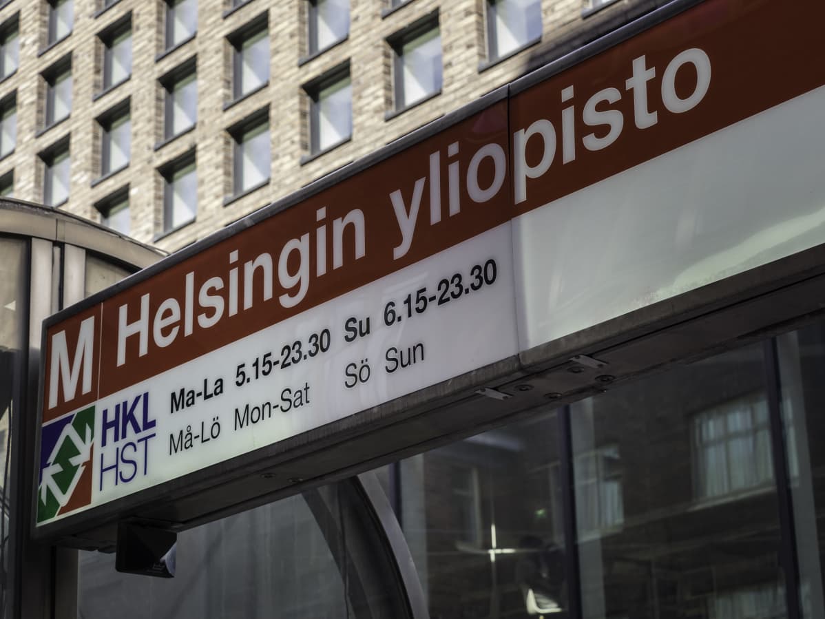 Helsingin yliopiston metropysäkki.