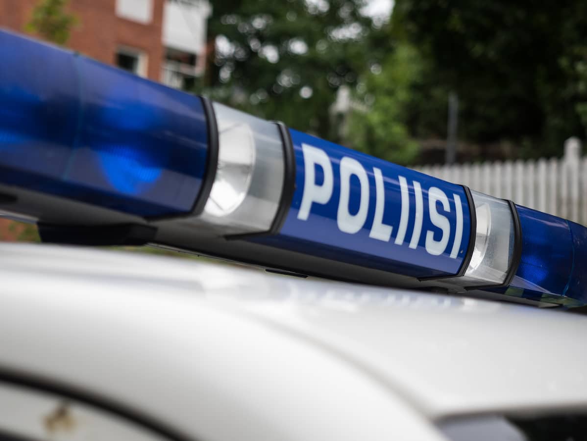 Poliisiauto.
