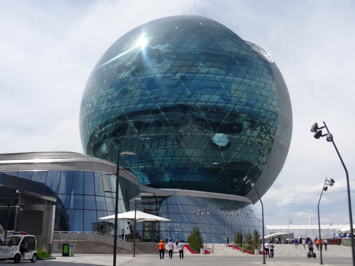 Astana Expon arkkitehtuuri on mykistävä