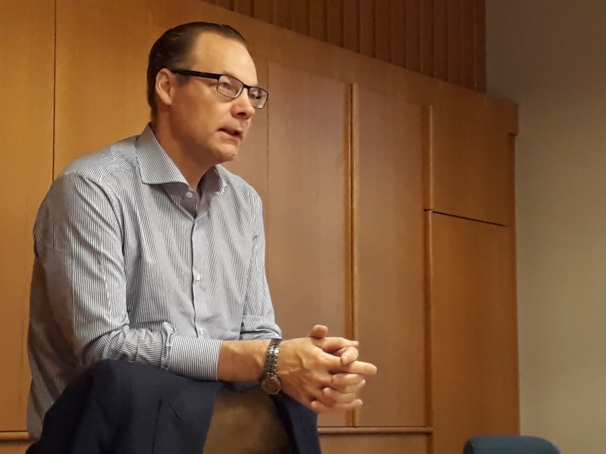 Kaupunginjohtaja Janne Laine Savonlinnan kaupungintalolla lokakuussa 2017