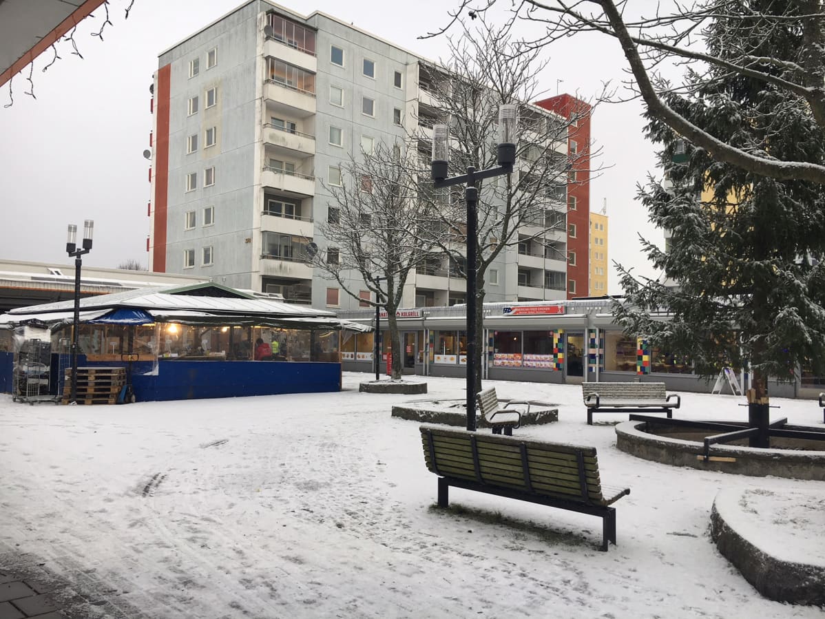 Tukholman lähiö Husby.