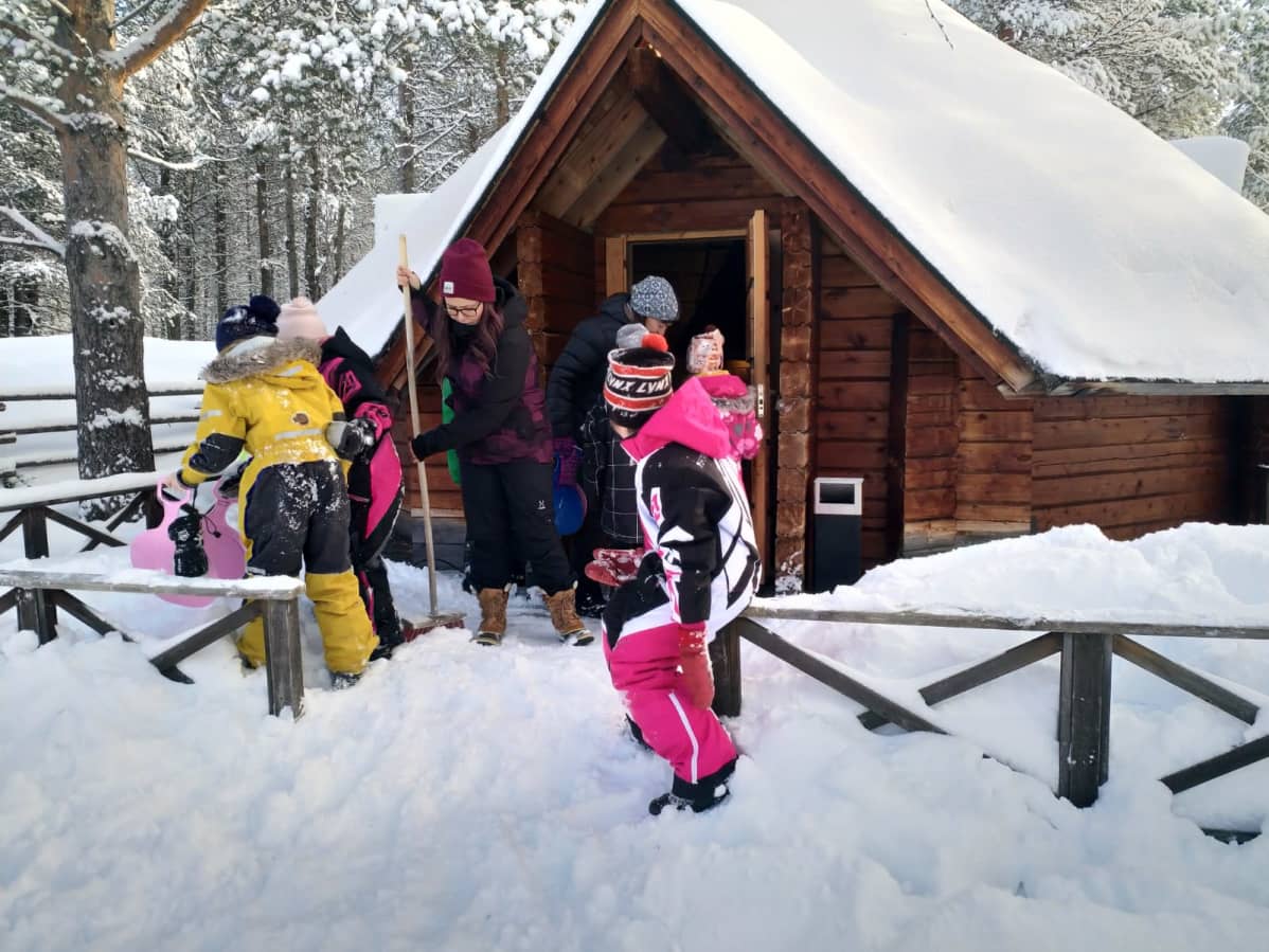Inarin koulun saamenluokat opiskelevat nyt väistötiloissa