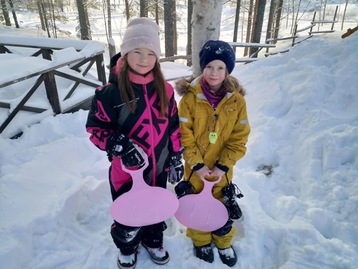 Elle-Matilda Näkkäläjärvi ja Biret Lipponen.