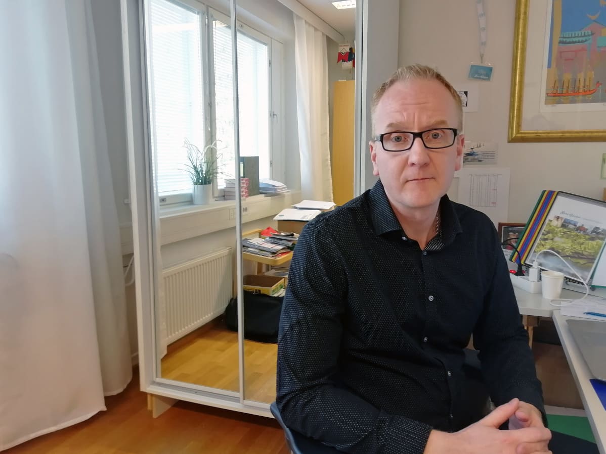 Lounais-Suomen saattohoitosäätiön asiamies Ville Viitanen