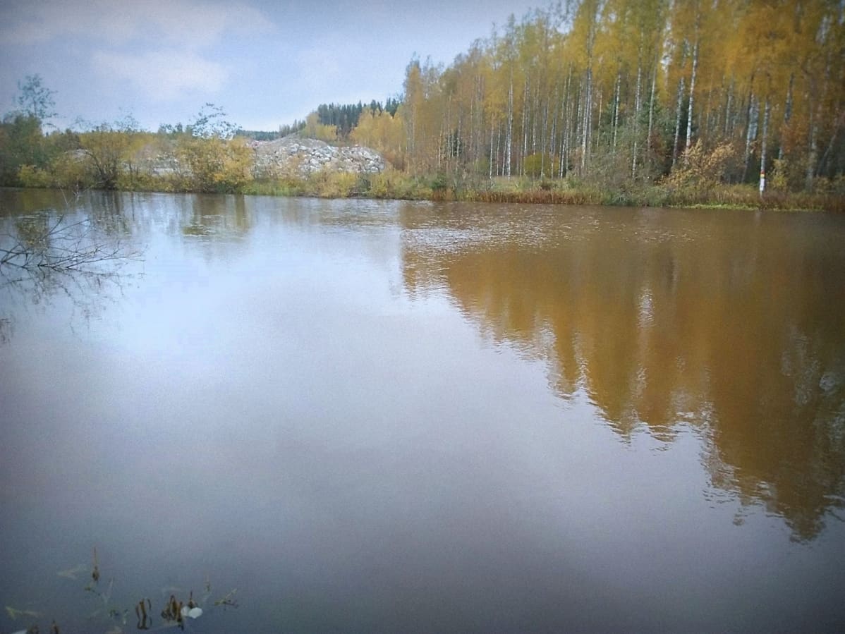 Samentunutta vettä Laahajoessa.