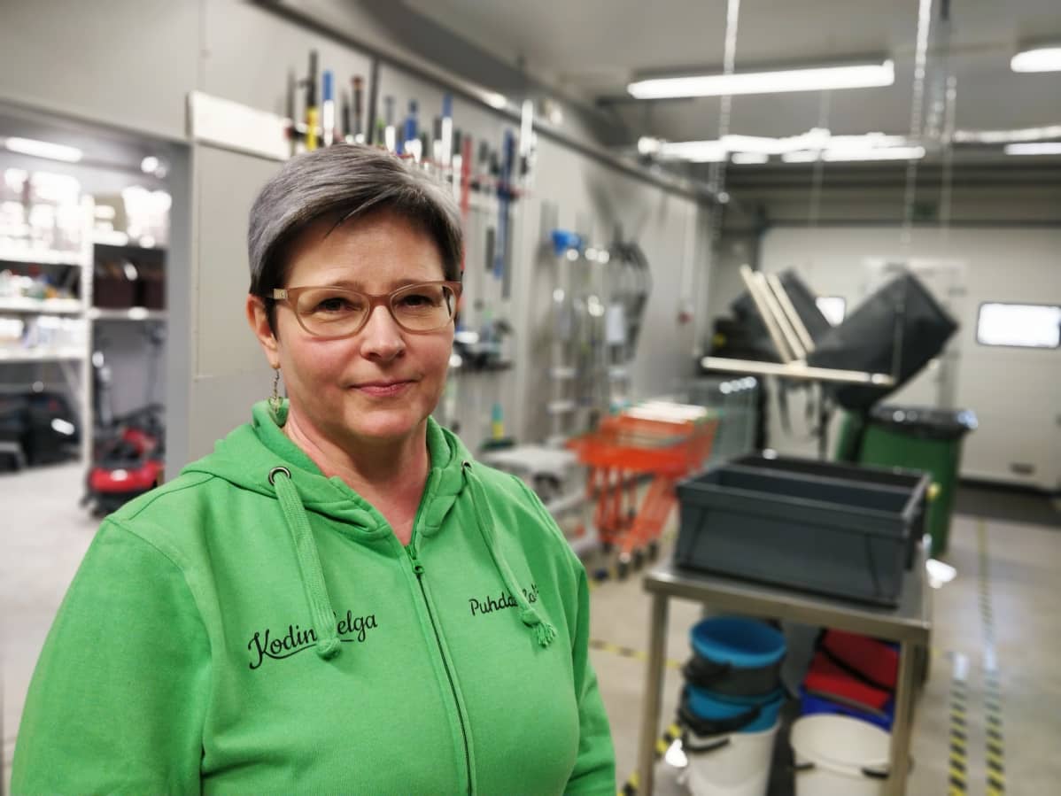 Kuvassa on Puhdas Ilo Oy:n toimitusjohtaja Eeva-Leena Lappalainen.