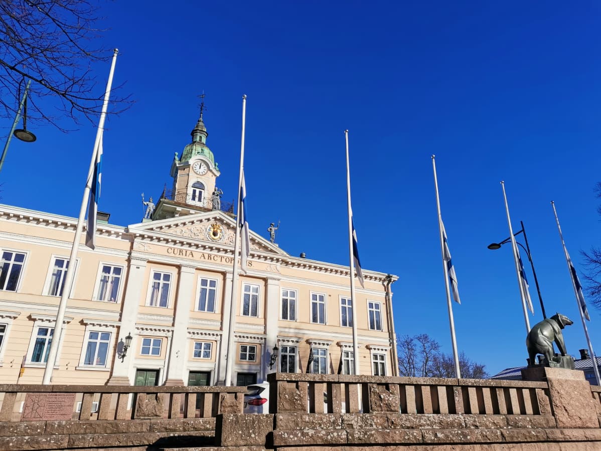 Suruliputus Jyrki Kankaalle.