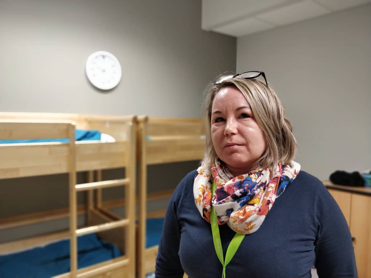 Kuvassa on esiopettaja Piia Leinonen Sinkkolan päiväkodista.