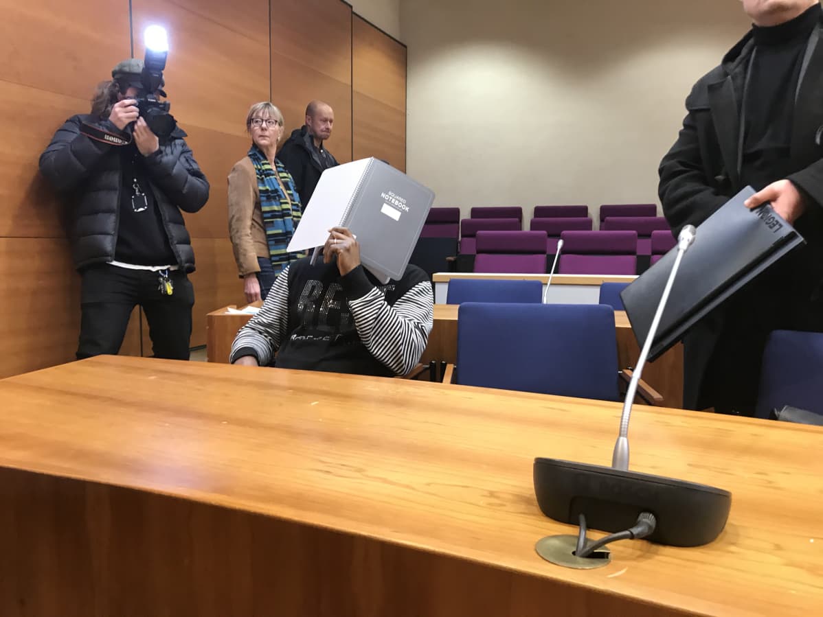 Epäilty sotarikosoikeudessa