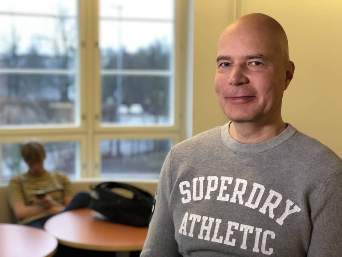Kannaksen lukion rehtori Jyrki Rosti maaliskuussa 2020