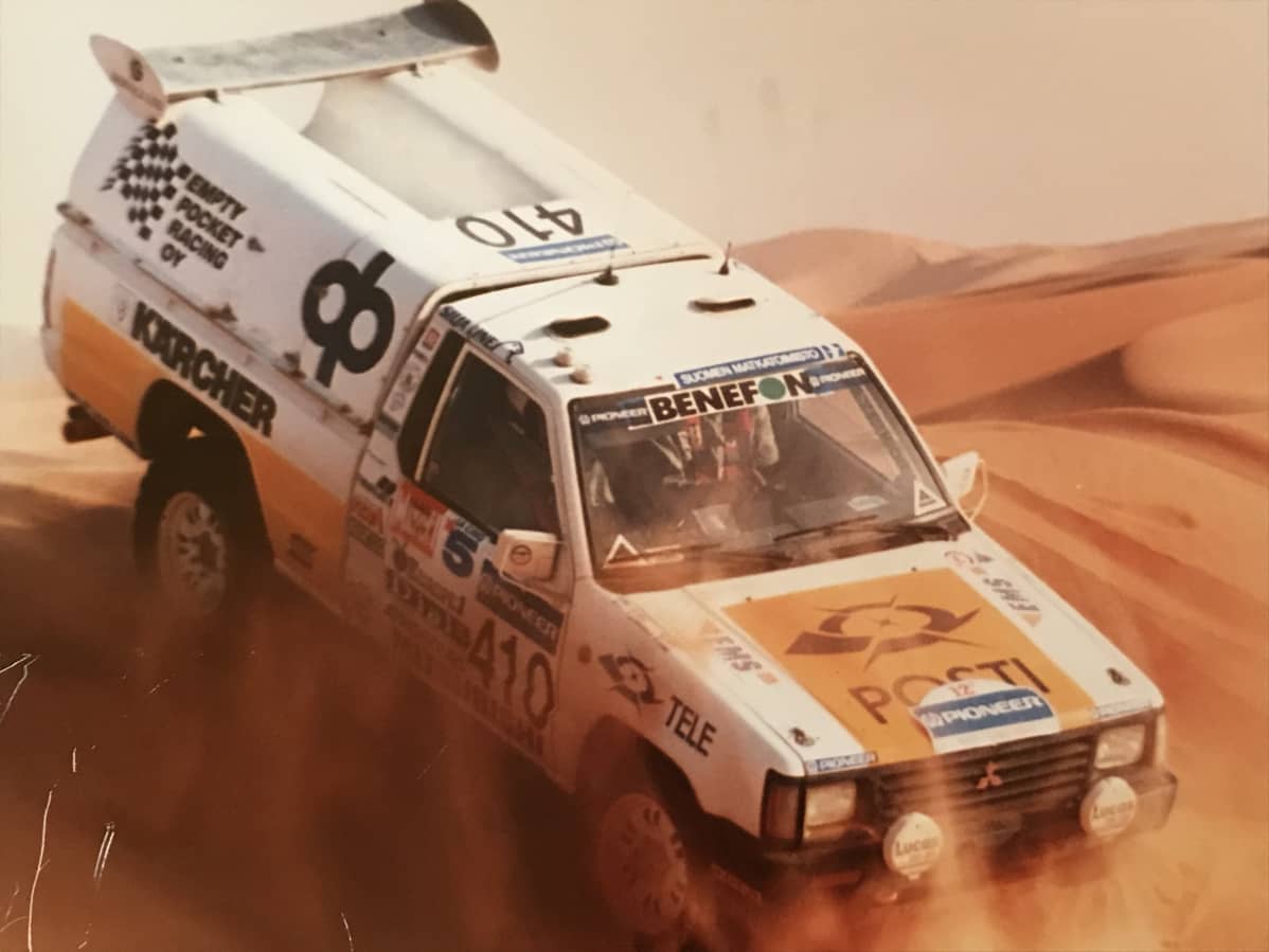Kalevi Aho Pariisi-Dakar -rallissa vuonna 1990.