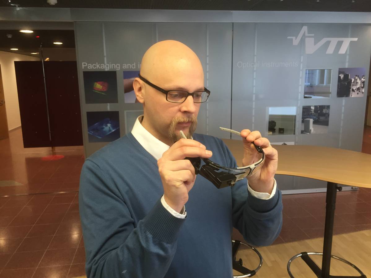 Antti Sunnari on VTT:n luomaa teknologiaa kaupallistavan Dispelix Oy:n toimitusjohtaja.