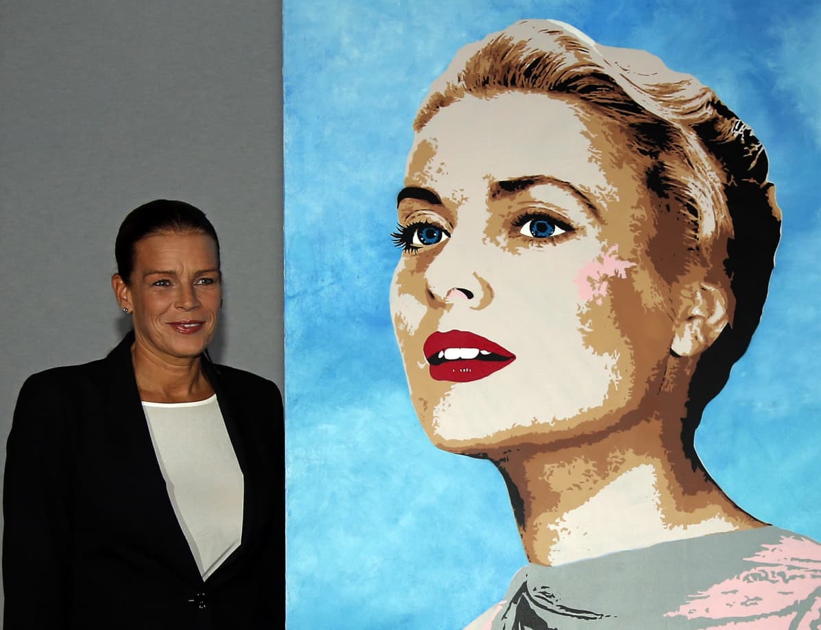 Prinsessa Stephanie ja maalaus ruhtinatar Gracesta.