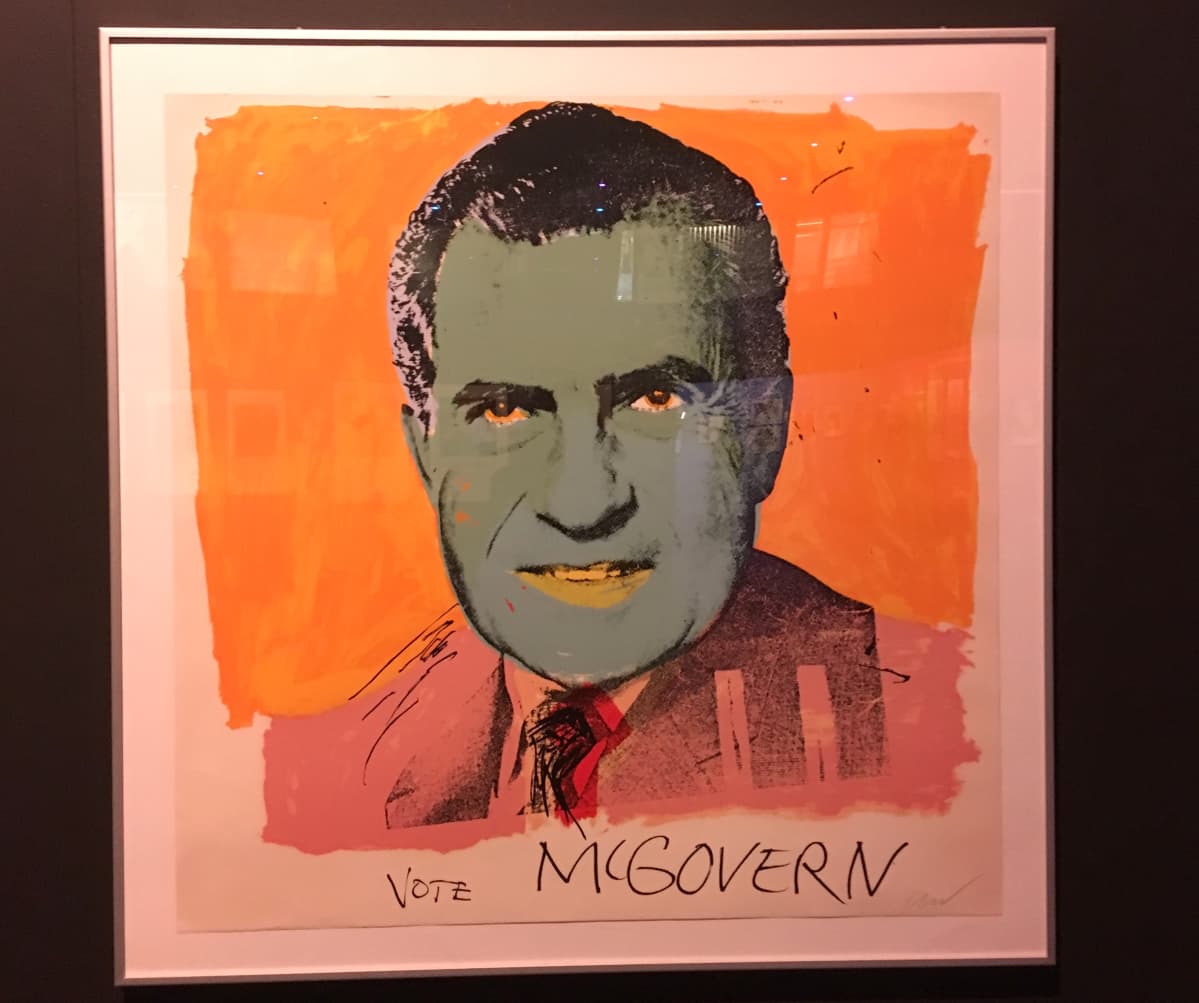 Warholin maalaama Richard Nixon