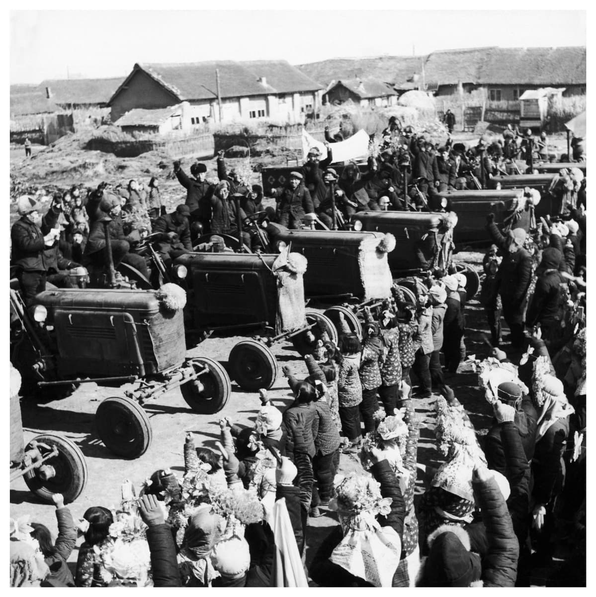 Kiinalaisia talonpoikia 1950-luvulla.