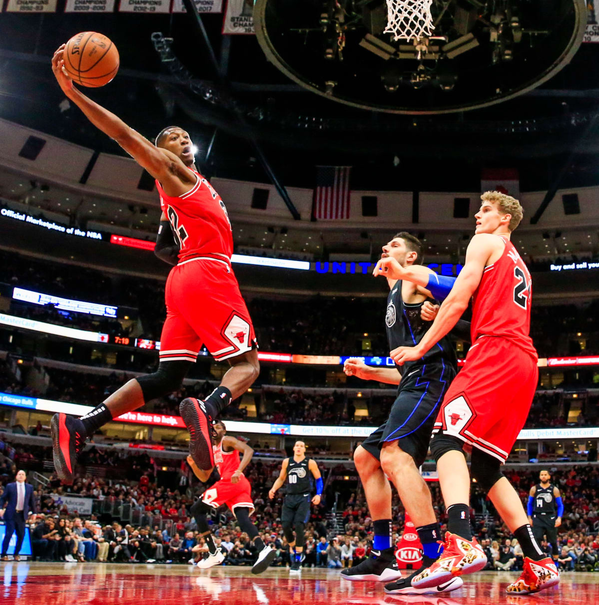 Kris Dunn, Lauri Markkanen.