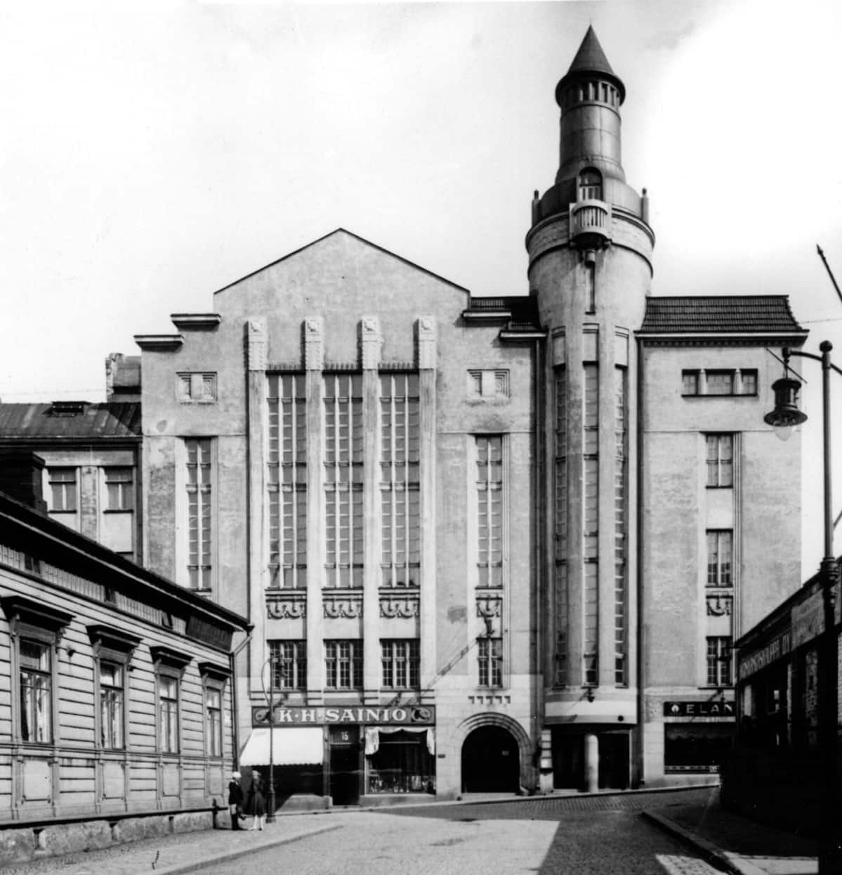 Heimolan talo, jossa eduskunta kokoontui 1911-1930.